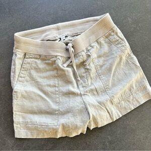 JAMES PERSE | Linen ecru shorts. Excellent condition, worn once. Size 2 (Medium)